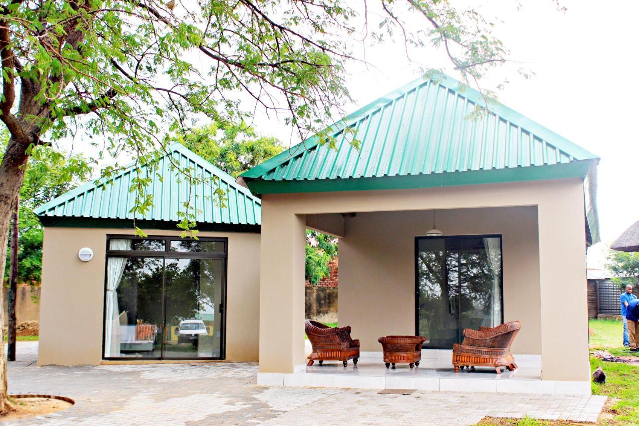 Zoe Bush Lodge Pretoria-Noord Buitenkant foto