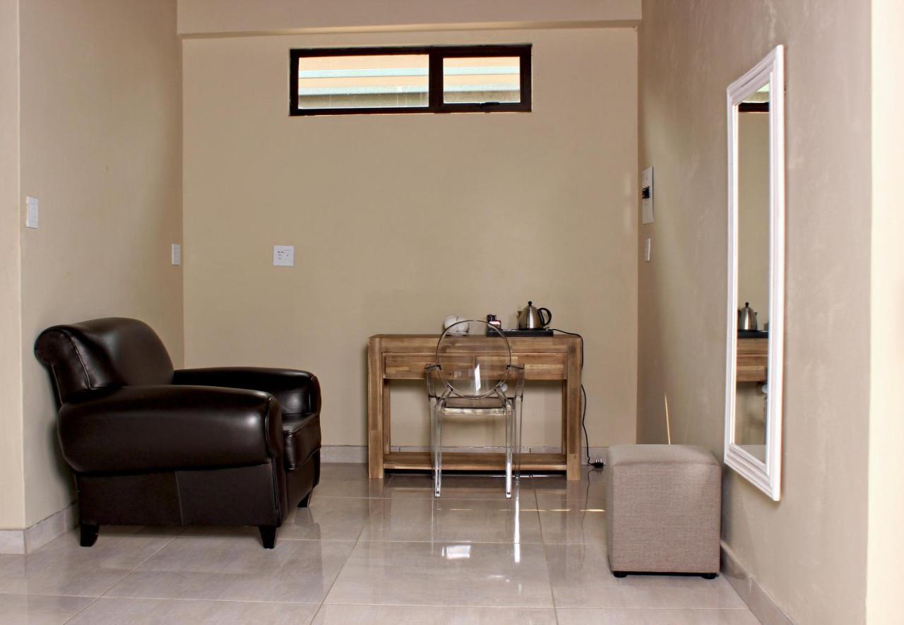 Zoe Bush Lodge Pretoria-Noord Buitenkant foto